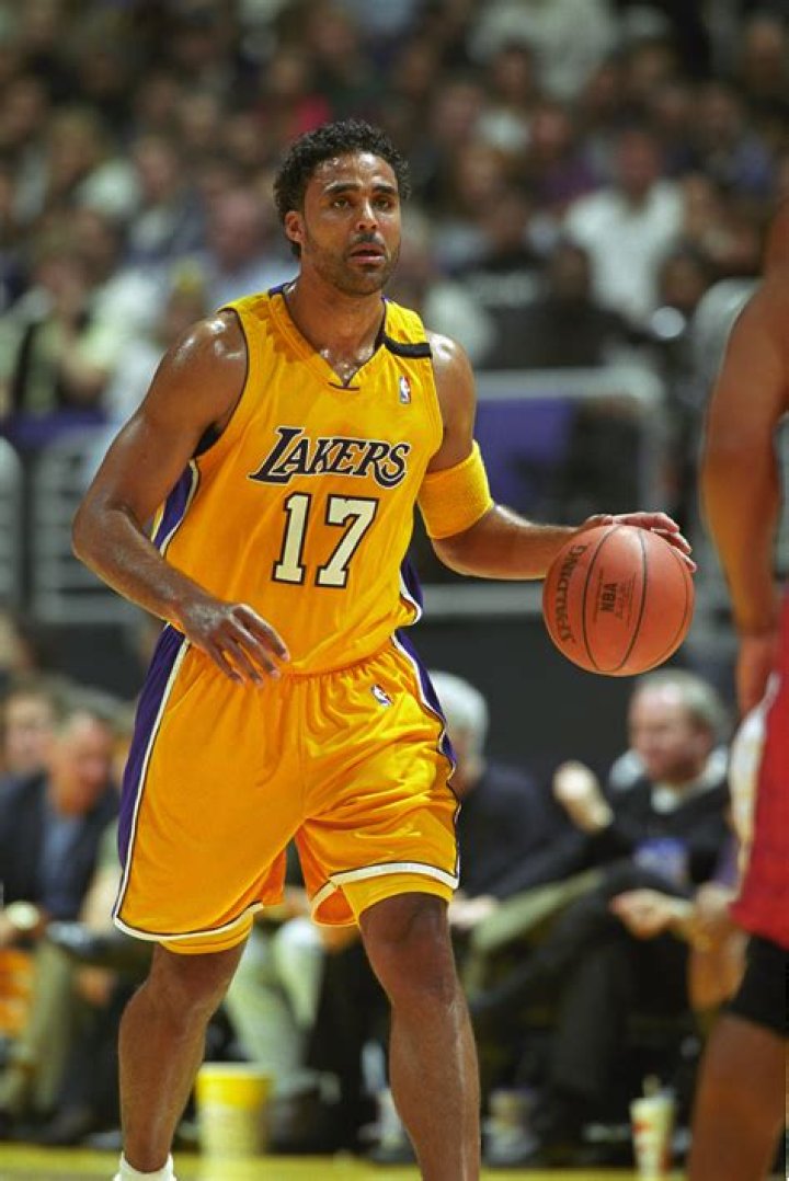 University of North Carolina's Basketball Legend: Rick Fox